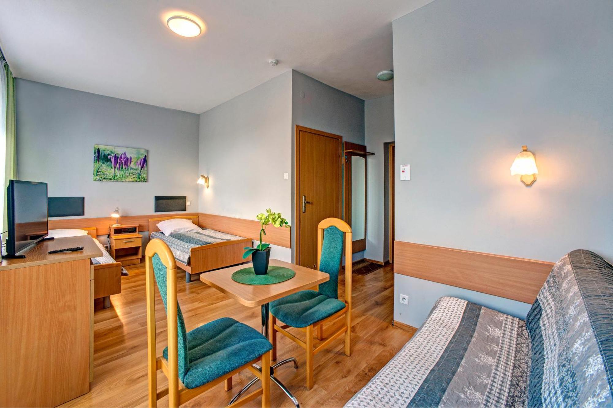 Kzzg W Polsce, Gornicze Sanatorium Zwiazkowe "Gornik" Hotel อีวอนิตซ์-สโดรย ภายนอก รูปภาพ