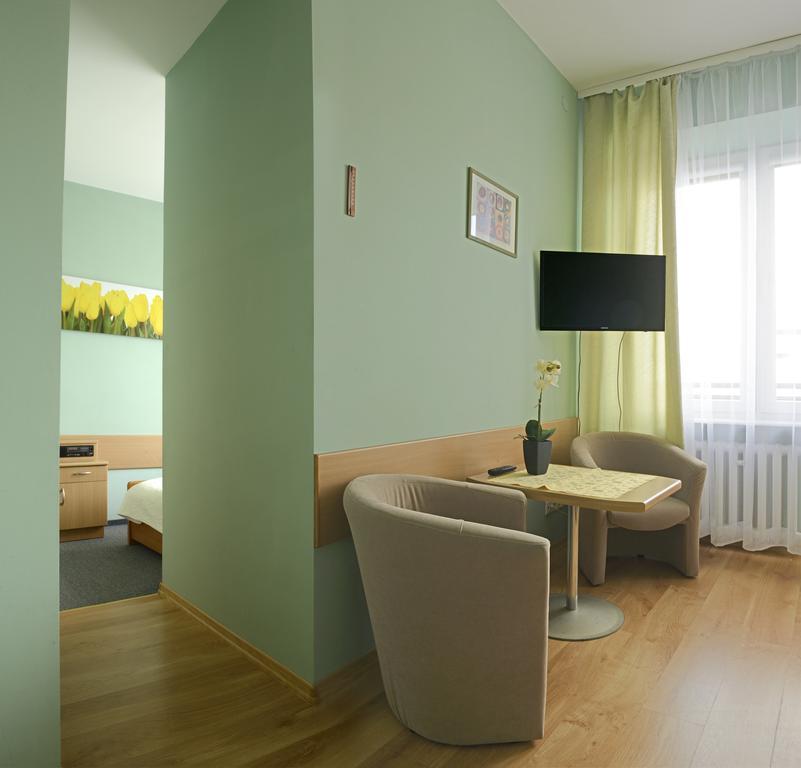Kzzg W Polsce, Gornicze Sanatorium Zwiazkowe "Gornik" Hotel อีวอนิตซ์-สโดรย ภายนอก รูปภาพ